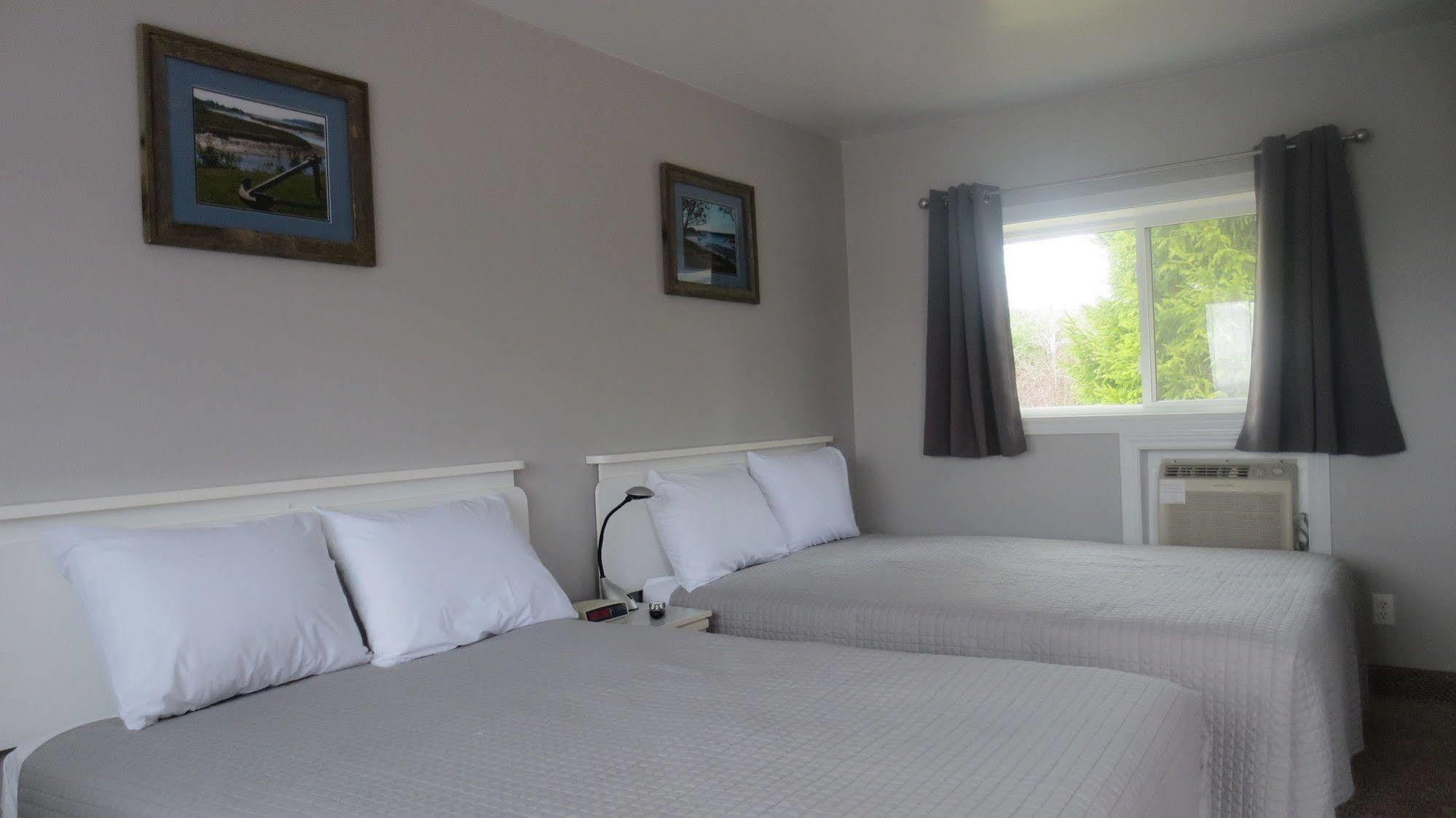The Sunshine Inn Parrsboro Экстерьер фото